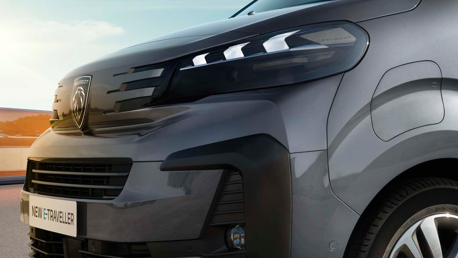 PEUGEOT E-TRAVELLER