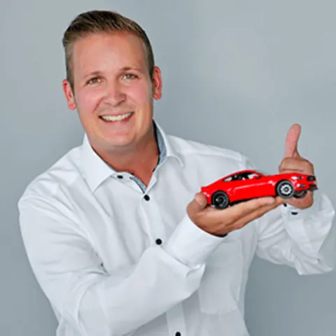 Sebastian Straßer