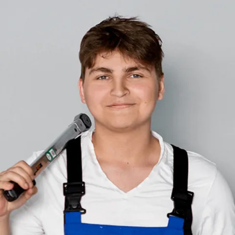 Kacper-Leon Wrona